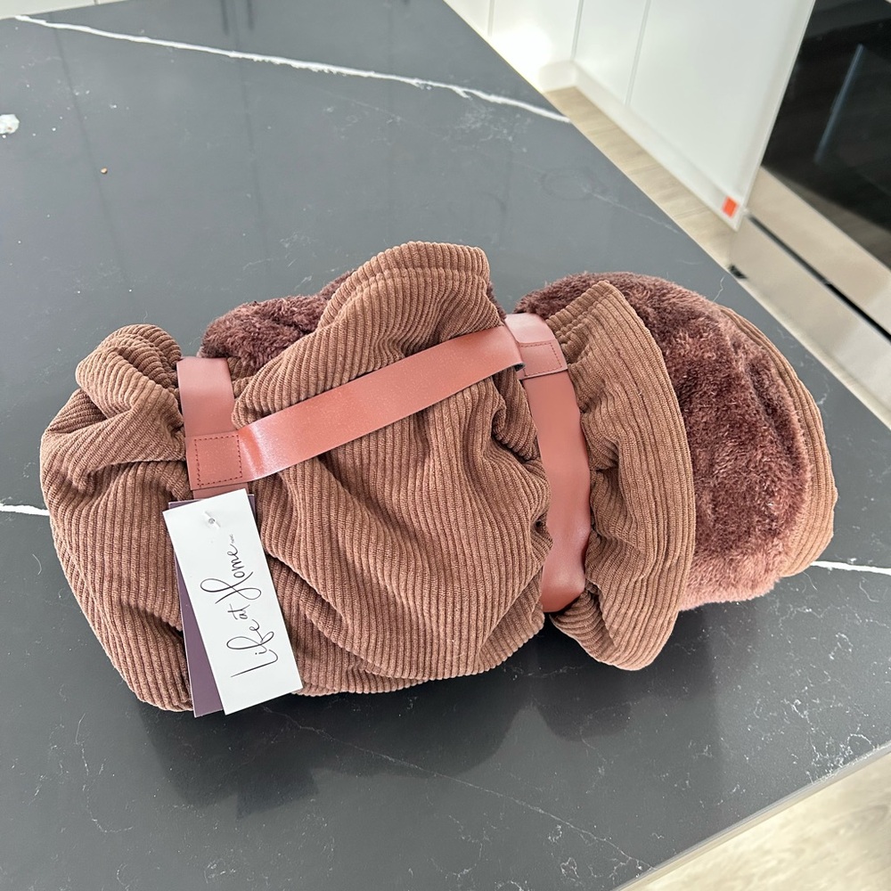 NWT Life At Home Brown Corduroy Plush Throw Blanket Soft Cozy Home Decor Neutral